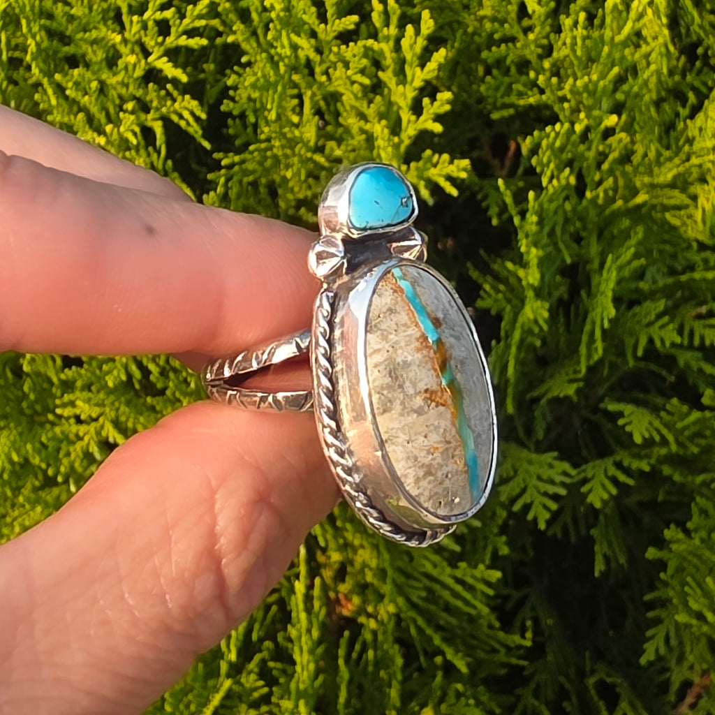 Stone Mountain Ribbon Turquoise Ring-Size 7.75