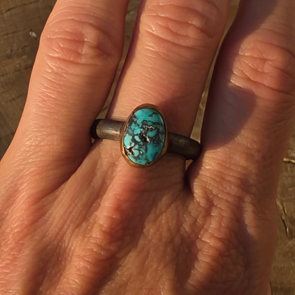Sz. 11 Kingman Blackweb Turquoise and Blackened Sterling Stacker with 14GF Bezel