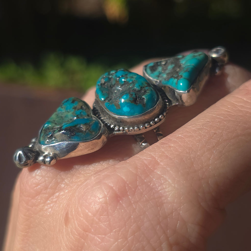 Size 7.5 Turquoise Nugget, CZ  and Wide Double Stamped Band Ring