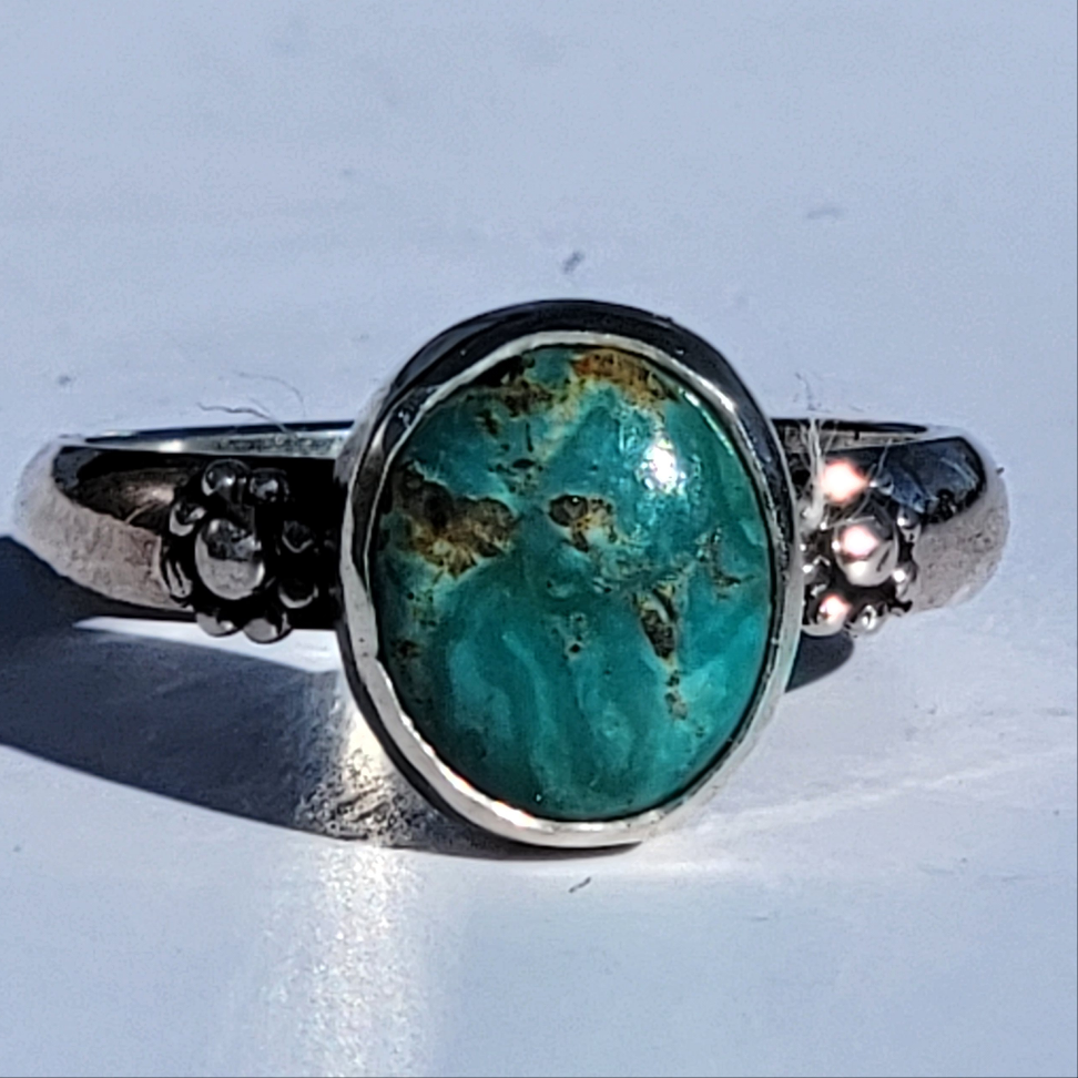 Sz. 9 Royston Turquoise and Stamped Details Sterling Ring