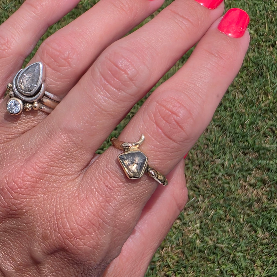 14k Gold and 1.07ct Salt and Pepper Diamond Snake Ring