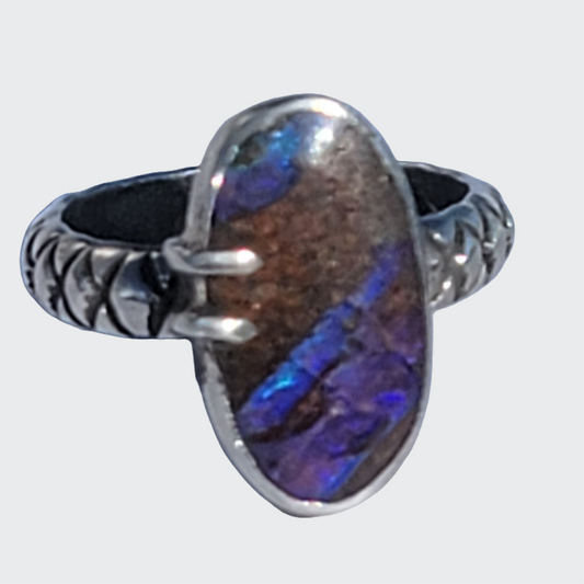 Sz. 8 Australian Boulder Opal and Stamped Band Ring