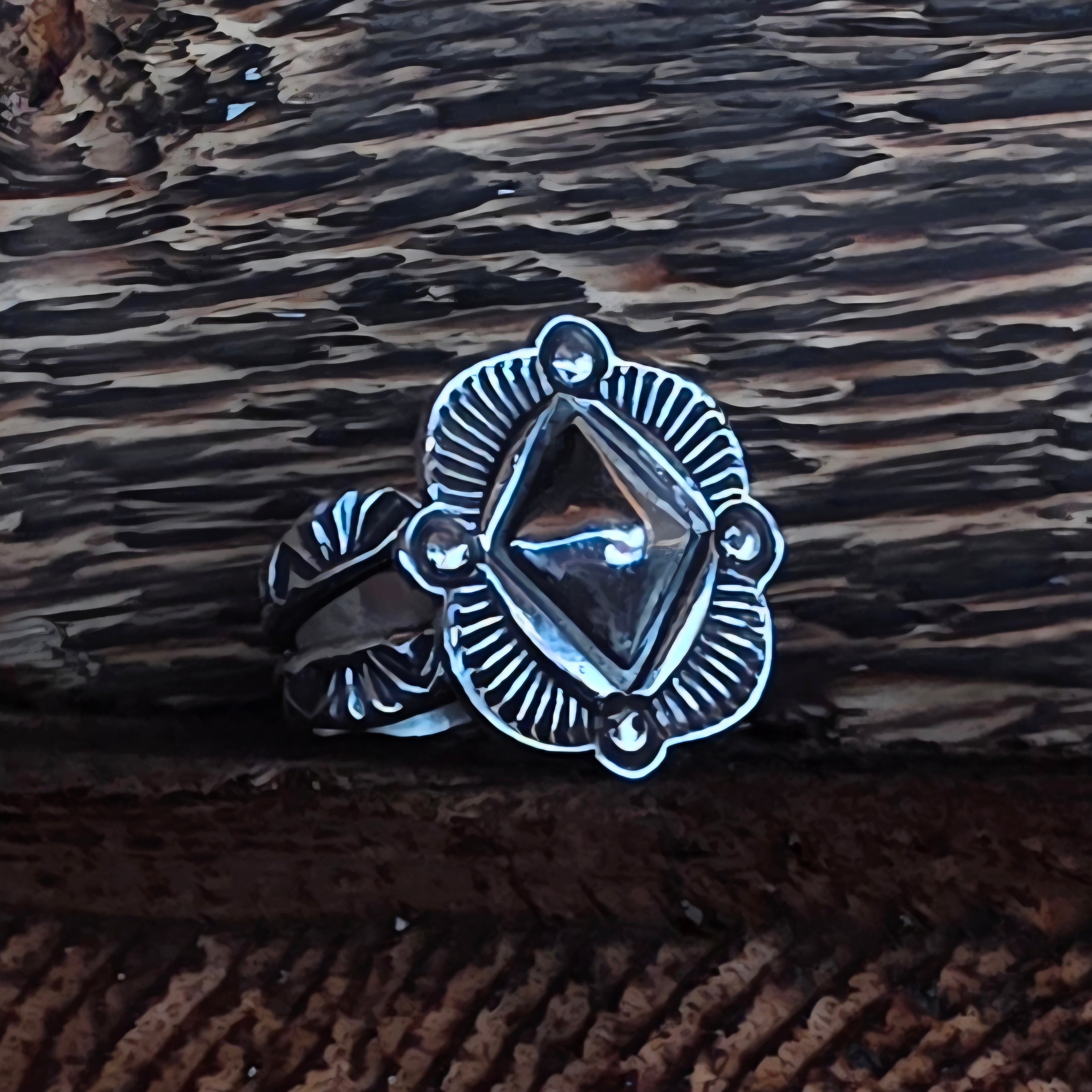 Stamped Sterling Ring Sz 7.5