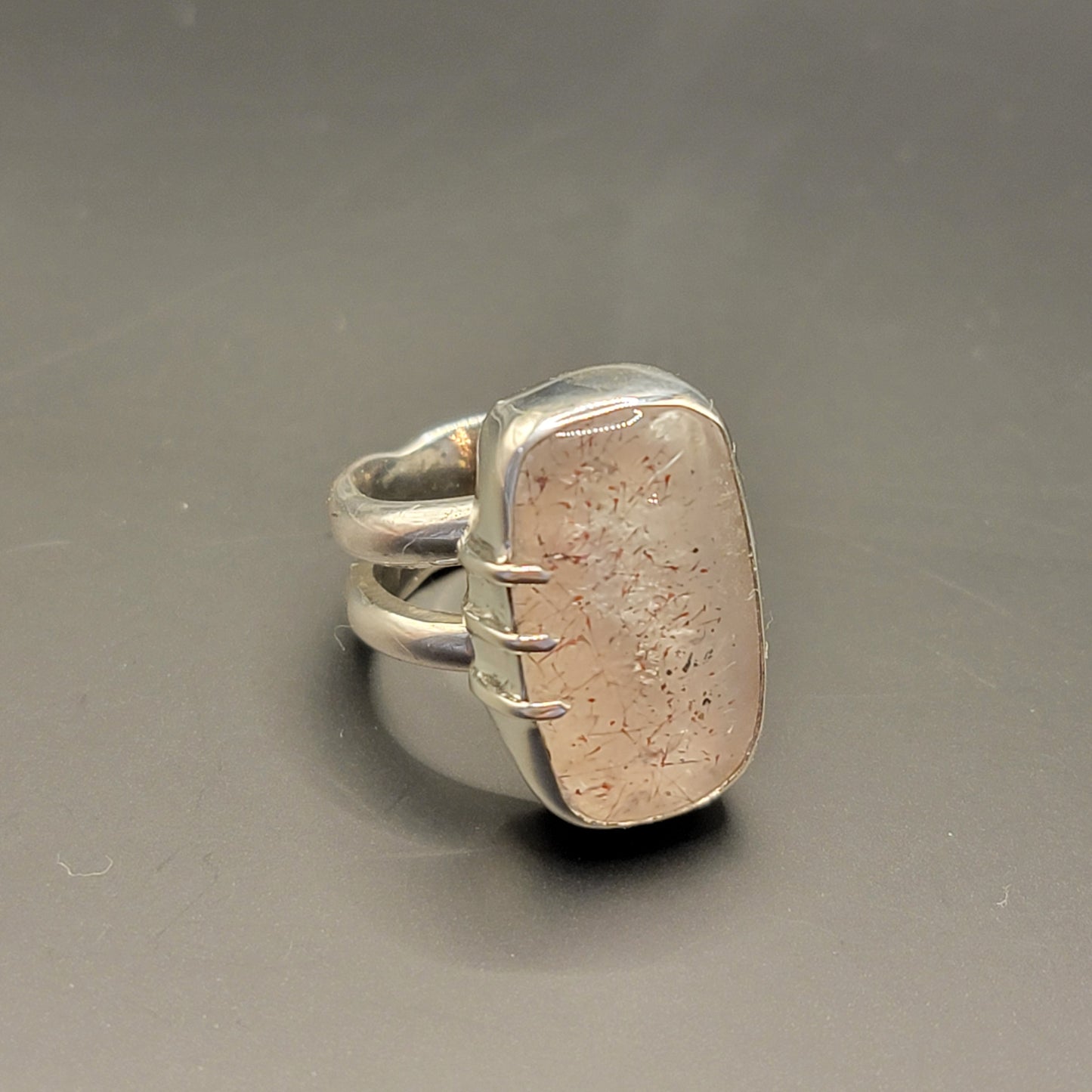 Sz. 8 Lepidolite Included Quartz and Wide Double Stamped Band Ring