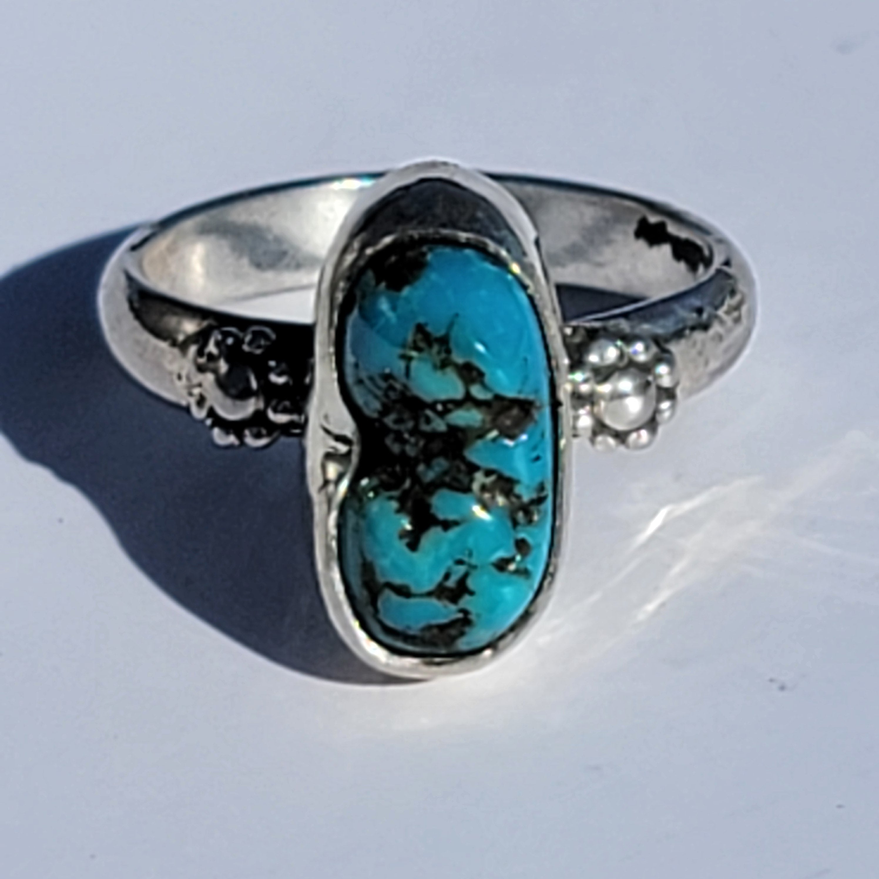 Sz. 8 Turquoise Nugget and Stamped Details Sterling Ring